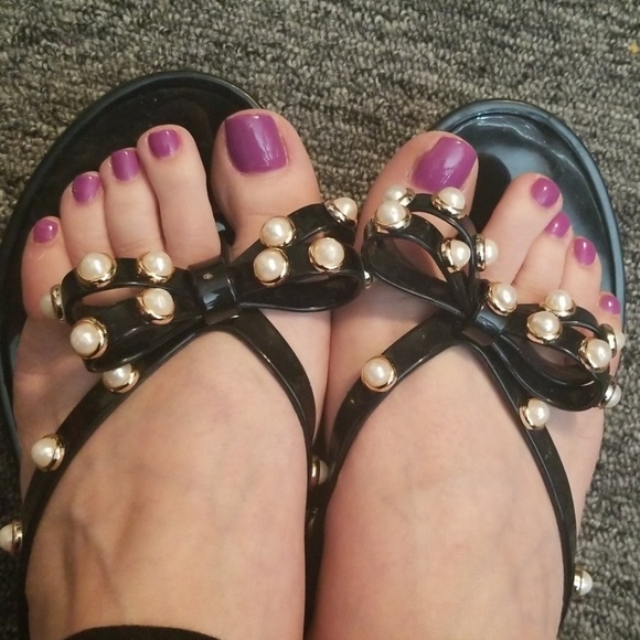 Victoria Adames Sandals in Black - Picture 5 of 8